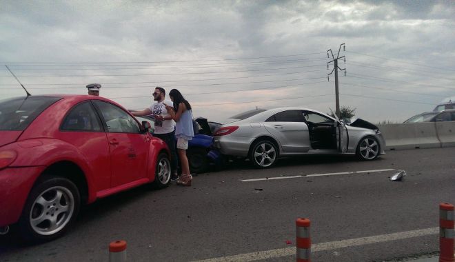 Accident în lanț la ieșire din Constanța! Șapte autovehicule implicate - fotoacc-1532412833.jpg
