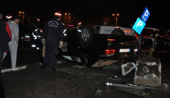 Constănțean implicat într-un grav accident rutier, în București (GALERIE FOTO) - fotoaccident1024x680-1327155276.jpg