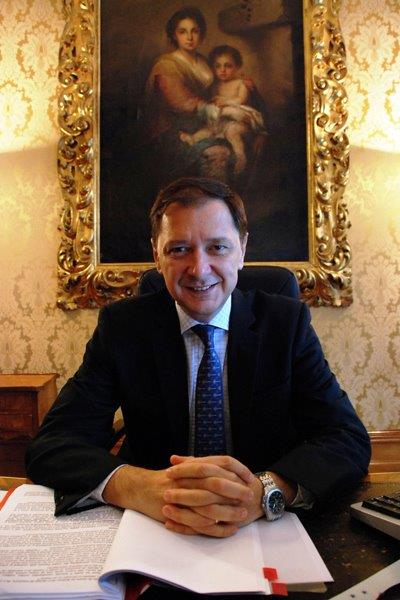 Bogdan Mazuru a fost numit consilier prezidenţial pentru politică externă - fotobmazuru-1740053391.jpg