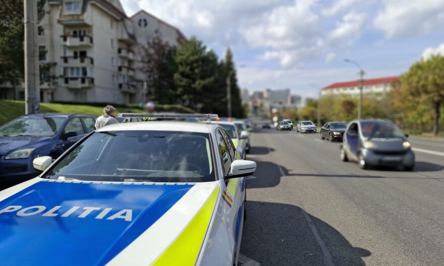 Neacordarea de prioritate, printre neregulile depistate de polițiștii constănțeni - fotocoloanaisjpolitistcupermissu-1754133296.jpg