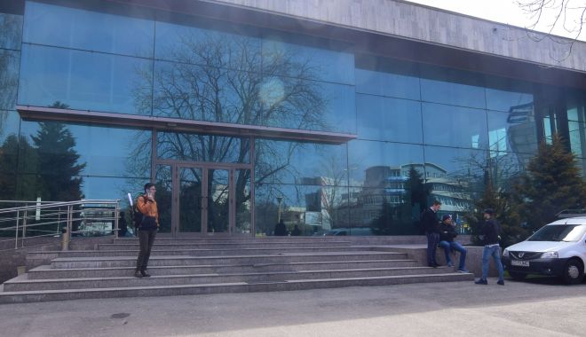 30 de ani de învățământ superior de marină, la Universitatea Maritimă Constanța - fotofond30deanideinvatamant-1581025390.jpg