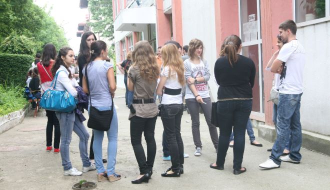 Semnal de alarmă. Abandonul școlar ar putea crește din cauza nedecontării abonamentelor pentru elevi - fotofondabandonscolar1-1563803605.jpg