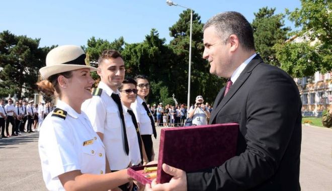 Bun cart înainte! Promoția 2019 a Academiei Navale 