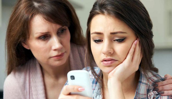 Copii hărțuiți online? A apărut aplicația care detectează agresivitatea de pe Internet - fotofondaplicatiehartuireonline-1520606455.jpg