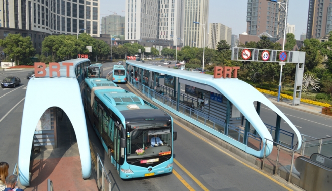 Constanța anului 2020 sau simple fantezii? Autobuze electrice rapide, piste pentru bicicliști și transport public cu șalupe - fotofondautobuz-1465491721.jpg