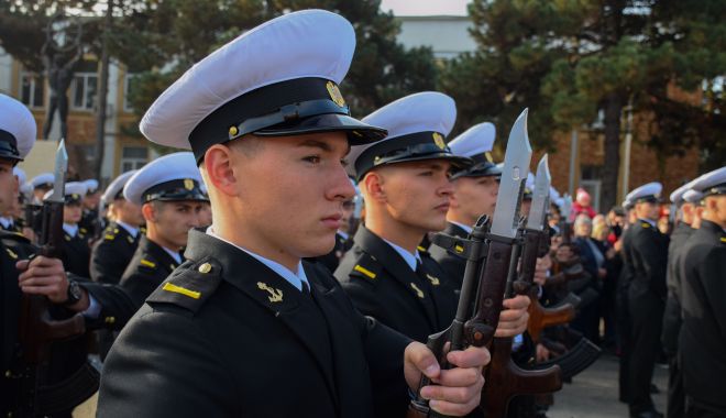 Tineri, frumoși și cu arma în mână! Copiii români, tot mai tentați de o carieră militară - fotofondcarieramilitara1-1572555799.jpg