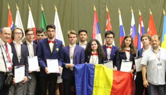 Cinci olimpici, nedreptățiți de Ministerul Educației - fotofondcincielevi-1574628786.jpg