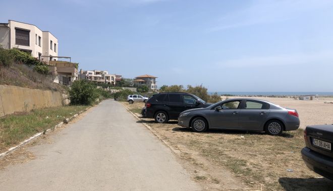 Constanța, cu spatele la mare! Fără locuri de parcare și fără drumuri de acces spre plaje - fotofondconstantacuspatelelamare-1591726068.jpg
