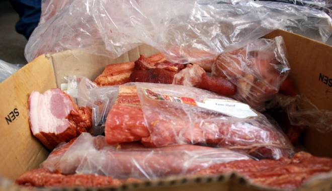 ȘASE TONE DE CARNE, CONFISCATE LA CONSTANȚA / Ce spun inspectorii DSV - fotofondcontroldsv1438096773-1485784234.jpg