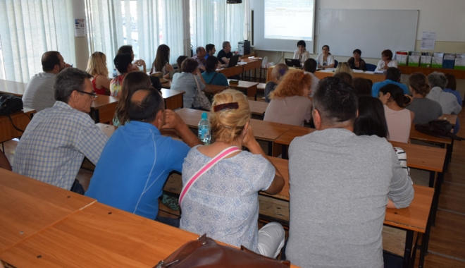 Definitivat 2018. Încep înscrierile pentru profesorii stagiari - fotofonddefinitivat-1506965471.jpg