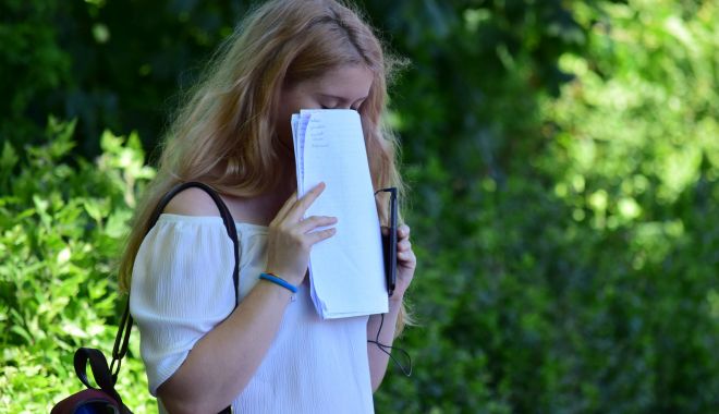 Emoții uriașe pentru absolvenții de clasa a VIII-a. Astăzi începe Evaluarea Națională 2019 - fotofondemotiiuriaseexamen1-1560803317.jpg