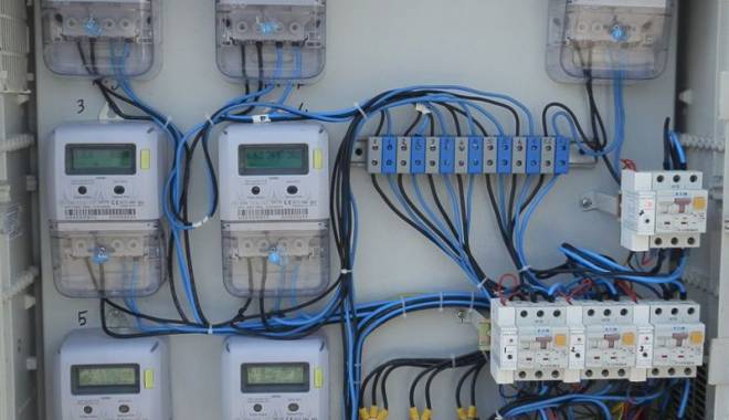 Contoare electrice inteligente într-un cartier din Constanța - fotofondenelcontor-1438361795.jpg