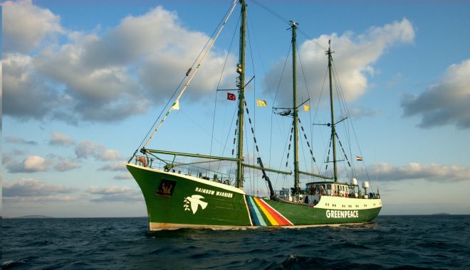 Nava Greenpeace, mesaj pentru România: Stop cărbune, folosiți energie curată! - fotofondgreenpeace1-1559157001.jpg