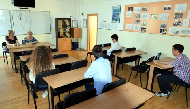 O nouă lege a educației. Se schimbă examenele și admiterea la liceu? - fotofondlegeaeducatieiseschimbae-1507216818.jpg