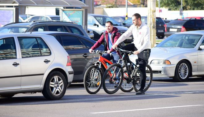 Mersul pe bicicletă în oraș, sport extrem! Strategie nouă pentru încurajarea transportului pe două roți - fotofondmersulpebicicleta-1579292793.jpg