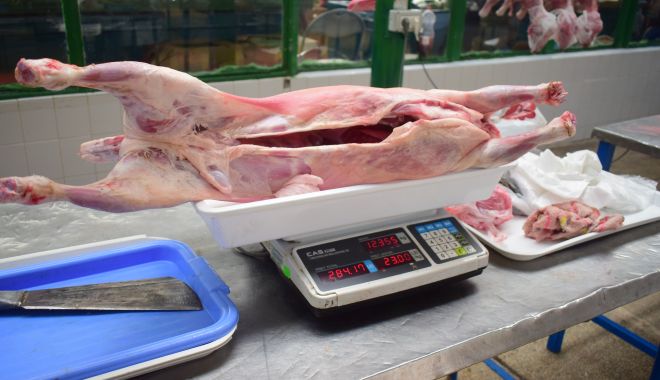 Igienă și siguranță alimentară! De unde cumpărăm carne de miel pentru Paști - fotofondmieidepaste-1586449169.jpg