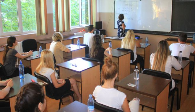 Se pregătește o nouă reformă în învățământ. Elevii cer să fie consultați pentru noile legi - fotofondministeruleducatieirefor-1543857822.jpg