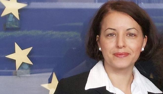Școala online, cu provocări și satisfacții. 