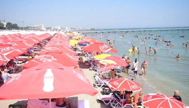 Cine a pus mâna pe plajele de pe litoral? Hotelierii se plâng degeaba, autoritățile încurajează specula cu bucăți de nisip - fotofondplaja2-1526053512.jpg