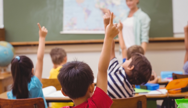 Educație cu profesori necalificați! 