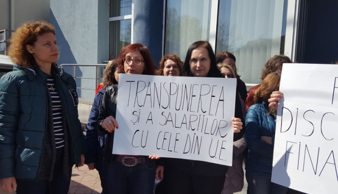 Angajații Agenției și Gărzii de Mediu au ieșit în stradă: 