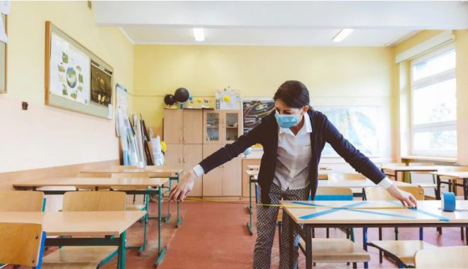 Se pune lacătul pe școlile din Constanţa? Elevi şi profesori, confirmaţi cu noul coronavirus - fotofondscoliinchise2-1603210531.jpg