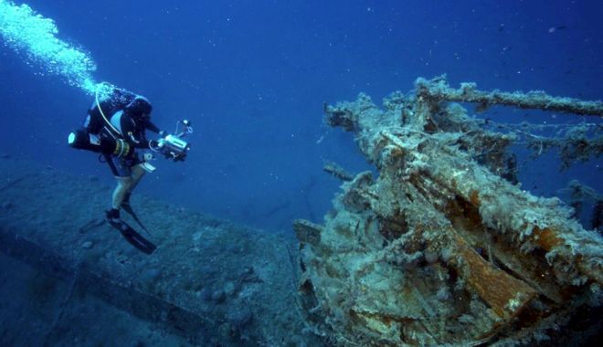 Turism subacvatic la Constanța. Oaspeții,  îmbiați să facă scufundări la navele din adâncurile Mării Negre - fotofondscubadiving2-1519323918.jpg