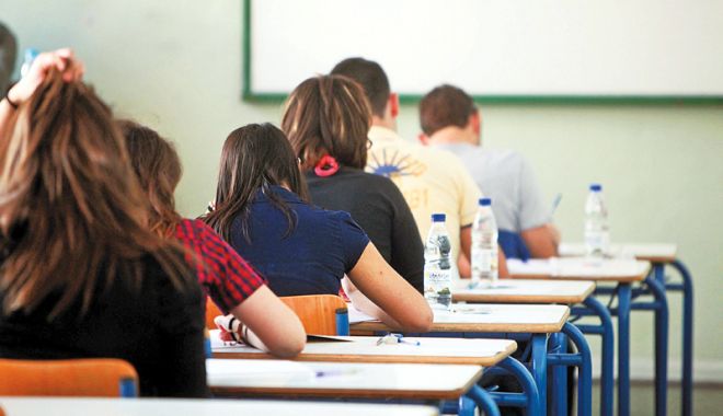Încep examenele! Astăzi, simularea probei scrise la limba română, la Evaluarea Națională - fotofondsimulari-1520175173.jpg