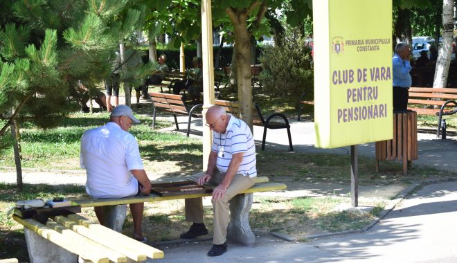 Sprijin pentru vârstnicii constănțeni. Încep înscrierile pentru tichetele valorice Respect - fotofondsprijinpentruvarstnici-1570736831.jpg