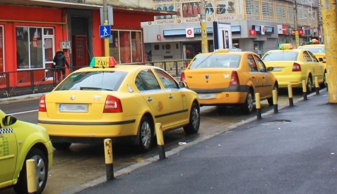 Taximetriști obraznici și puși doar pe 