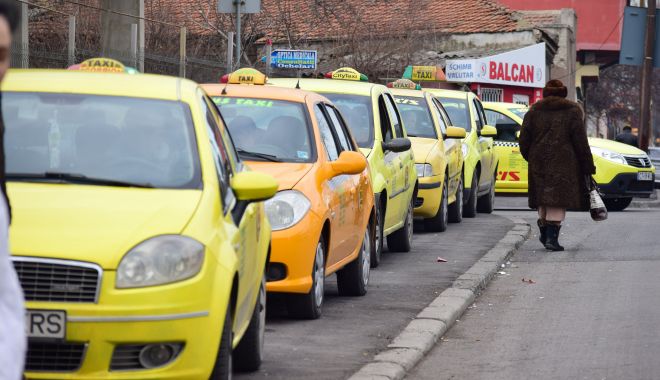 Taximetriștii s-au sucit. Au căzut la pace cu administrația locală. 