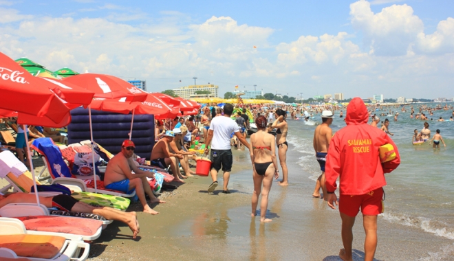 România, codașă la turism! Hotelierii se plâng de drumuri  și de lipsa de personal calificat - fotofondturism-1491579801.jpg
