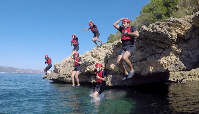 Turismul de aventură, o șansă  pentru prelungirea sezonului estival - fotofondturismdeaventura1-1534685192.jpg