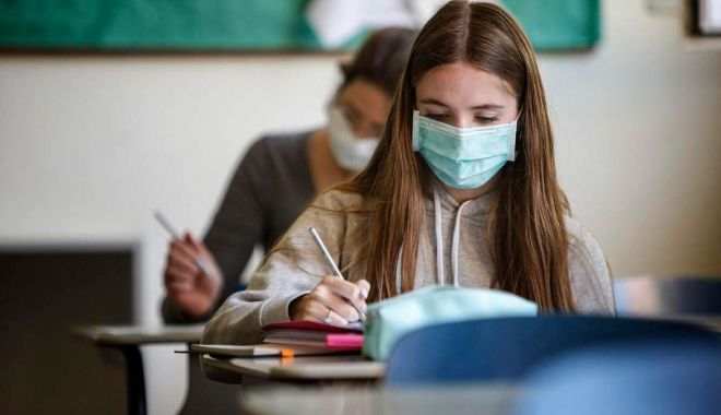 „Unităţile de învăţământ devin bombe epidemiologice!”. Ce solicitări au profesorii - fotofondunitatiledeinvatamantbom-1600866923.jpg