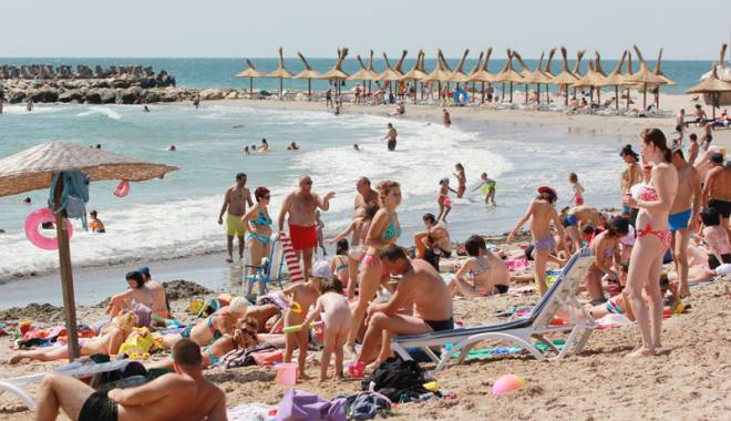 Scandal în sudul litoralului. Vacanțe la prețuri mai mari? - fotofondvacantesudullitoralului-1450630729.jpg