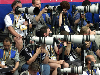 Număr record de JURNALIȘTI UCIȘI în 2012! - fotografi-1353600106.jpg