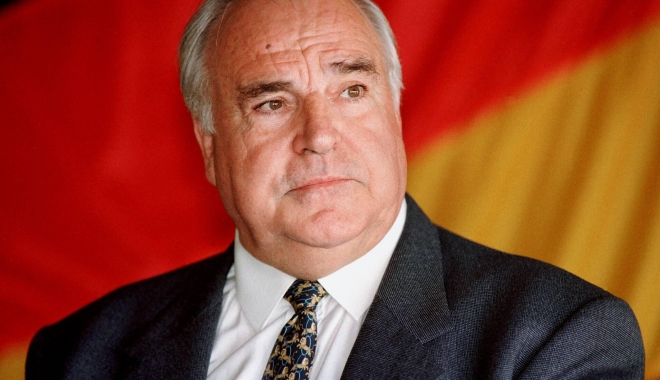 Fostul cancelar german, Helmut Kohl, condus pe ultimul drum - fotogsadsadsaosu-1498934483.jpg