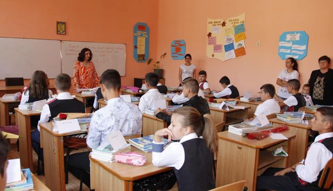 Școlile din mediul rural sunt mai dotate decât cele din orașe - fotoprintfondscoliledinmediulrur-1570824590.jpg