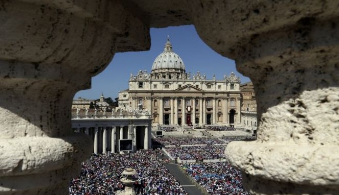 SCANDAL de proporții în lumea bisericească! PEDOFILIE la VATICAN, cu MINORI ROMÂNI - fotoreuters-1372335390.jpg