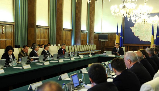 Cum va arăta Guvernul Ponta 2. Hașotti, înlocuit de la Cultură - fotosedintaguvern4-1355842679.jpg