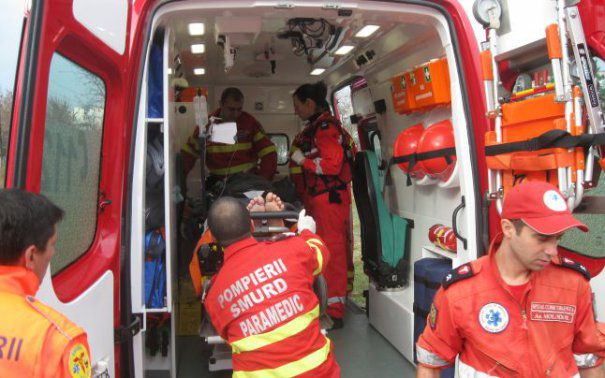 ACCIDENT cu TREI victime: O tânără și doi băieți au fost implicați - fotosmurd465x390-1535186044.jpg