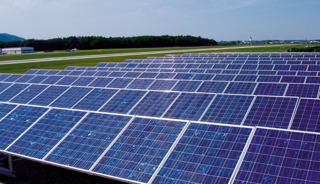 Pe terenurile arabile nu va mai fi permisă amplasarea de panouri fotovoltaice - fotovoltaice2-1369056941.jpg