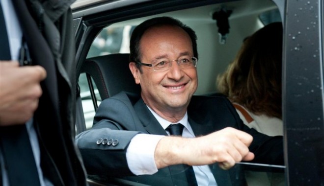 Francois Hollande preia președinția Franței pe 15 mai - francoishollande-1336401731.jpg