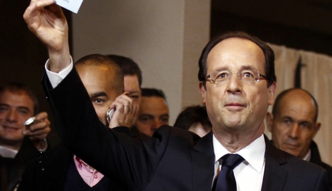 François Hollande, primul scandal în calitate de președinte al Franței - francoishollande-1336576681.jpg