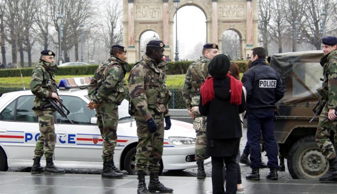 Caz șocant în Paris:  trei femei împușcate în cap - franta-1357820355.jpg