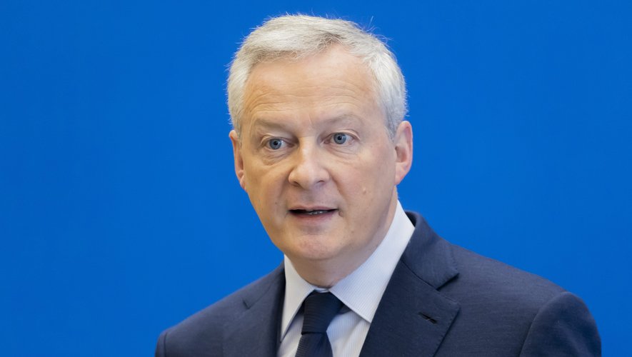 Guvernul francez suspendă majorarea tarifelor pentru transportul şi distribuţia energiei electrice