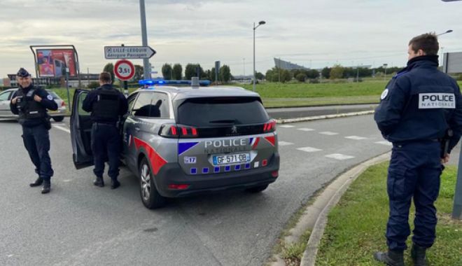 Transportul aerian, paralizat în Franţa! Alerte cu bombă pe bandă rulantă! Aeroporturi evacuate! - frantaalertacubombaaeroporturitw-1697714291.png