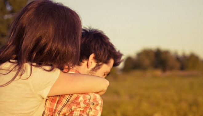 Doi fraţi din Brăila sunt acuzaţi de incest. În urma relaţiei nefireşti au venit pe lume doi copii - frati-1639592060.jpg