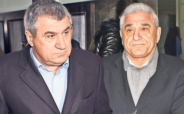 AU DAT CĂRȚILE PE FAȚĂ! Frații Becali au recunoscut că au dat mită judecătoarei Terceanu - fratiibecali-1448371577.jpg