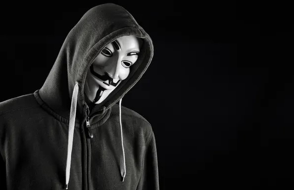 Fraudele online devin tot mai sofisticate. Cum te păcălesc articolele și reclamele care par reale - fraude-online-1775113316.webp